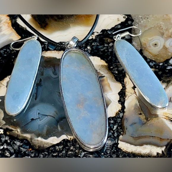 Large Set of Blue Anhydrite Angelite Pendant & Earrings - Picture 7 of 15